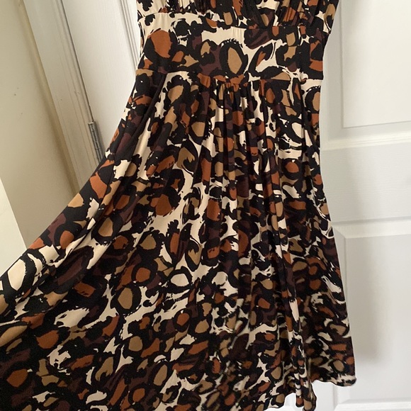 Lily Neutral Animal Print Women’s Dress Cap Sleeve Size L Defined Waist - Picture 3 of 7